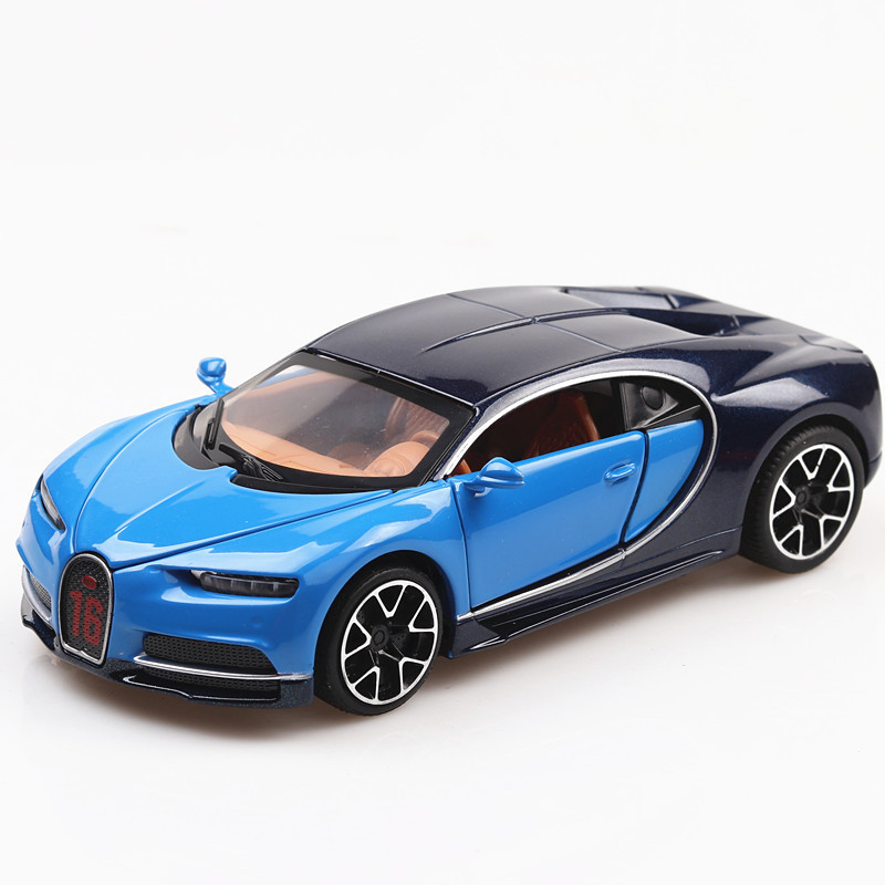 Photography Lighting Simulator Free - Modellino di Supercar Chiron in Scala