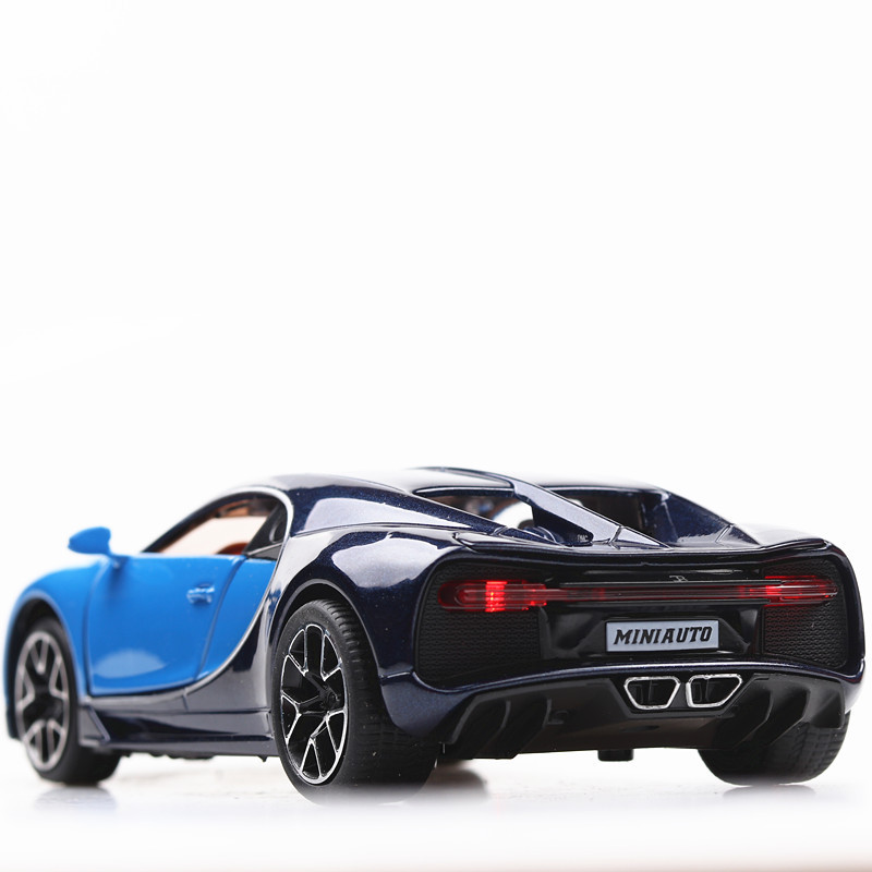 Modellino di Supercar Chiron i - Photography Lighting Simulator Free recensione e prezzo