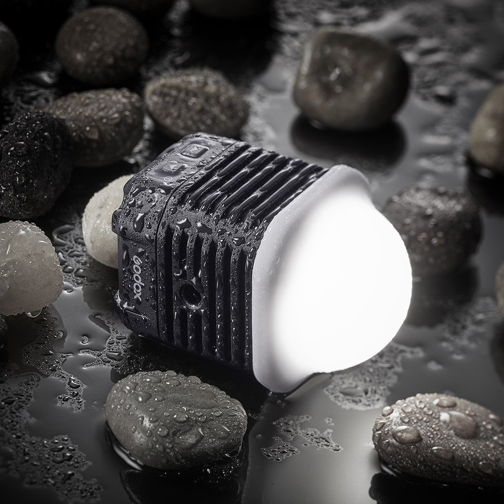 Disponibile Godox WL4B 5600K L - Photography Mobile Lighting recensione e prezzo